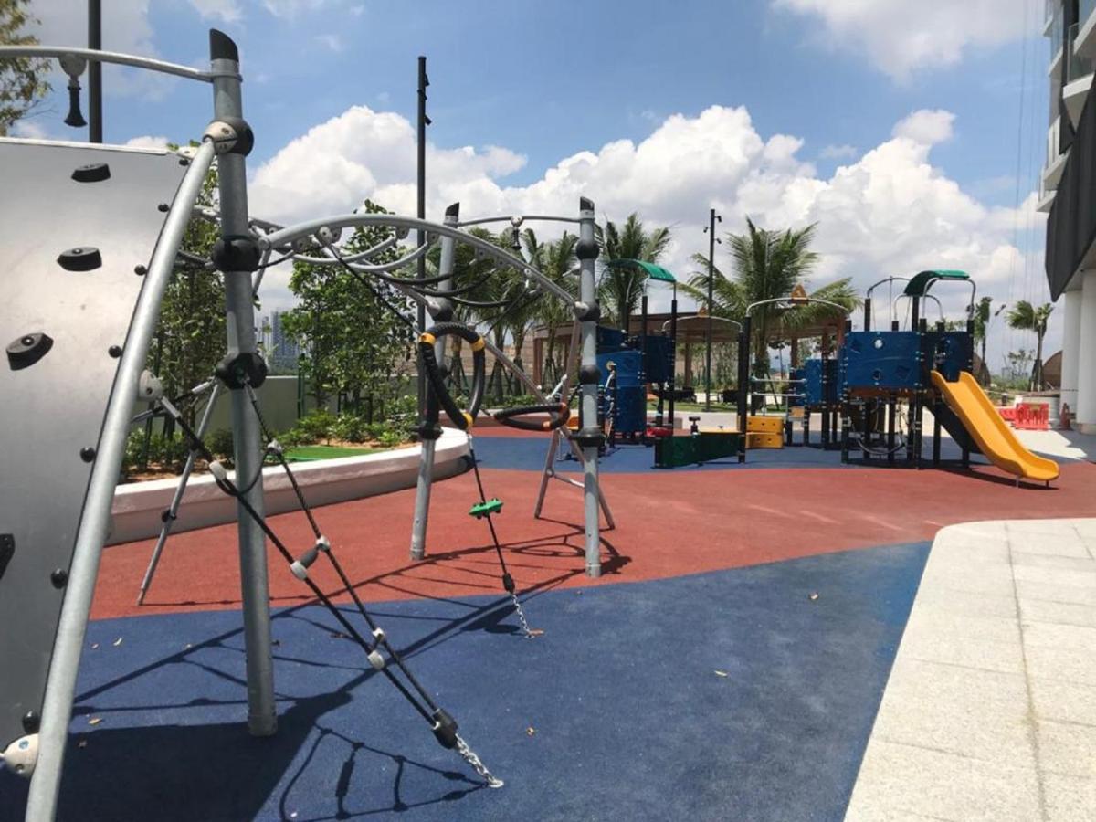 Almas Suite Puteri Harbour-T- Legoland-JB新山- SG新加坡 努沙再也 外观 照片